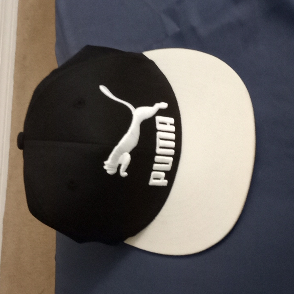 Puma black and white hat